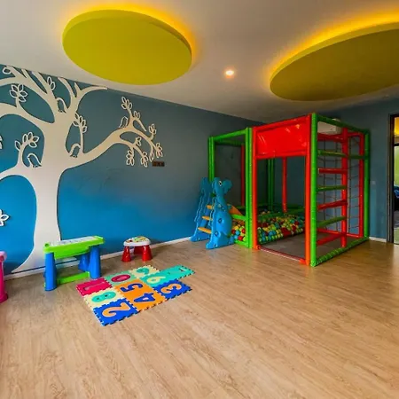 Cosy Flat, Kleopatra *